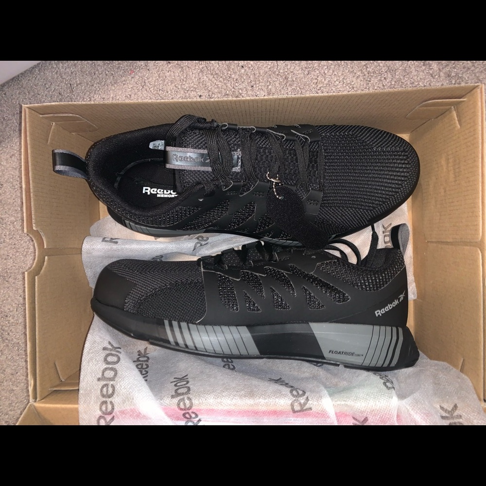 Brand new Reebok work shoes !